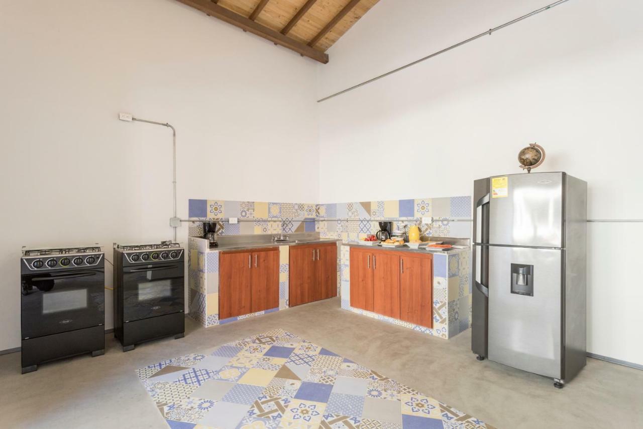 Gaston Coliving Hostel *