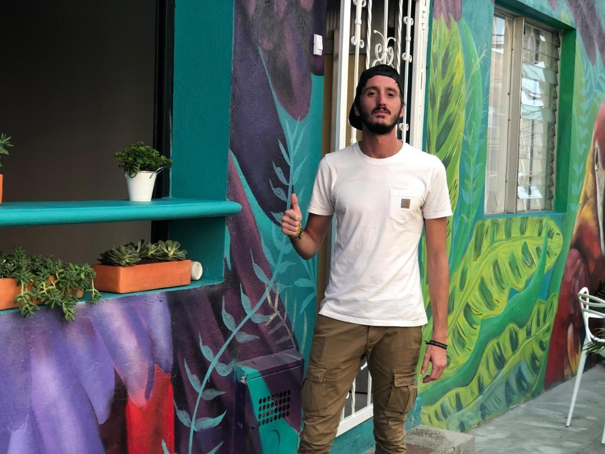Gaston Coliving